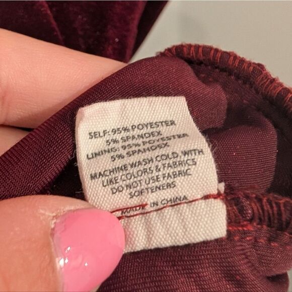 NWOT Rumored Deep Red Velvet Midi Maxi Dress Size Medium Revolve Cowl Neck Long - Picture 5 of 5